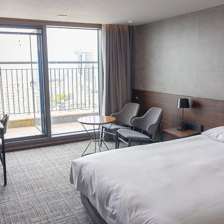 Hotel With City Czedżu Zewnętrze zdjęcie