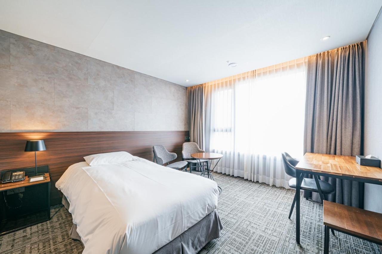 Hotel With City Czedżu Zewnętrze zdjęcie