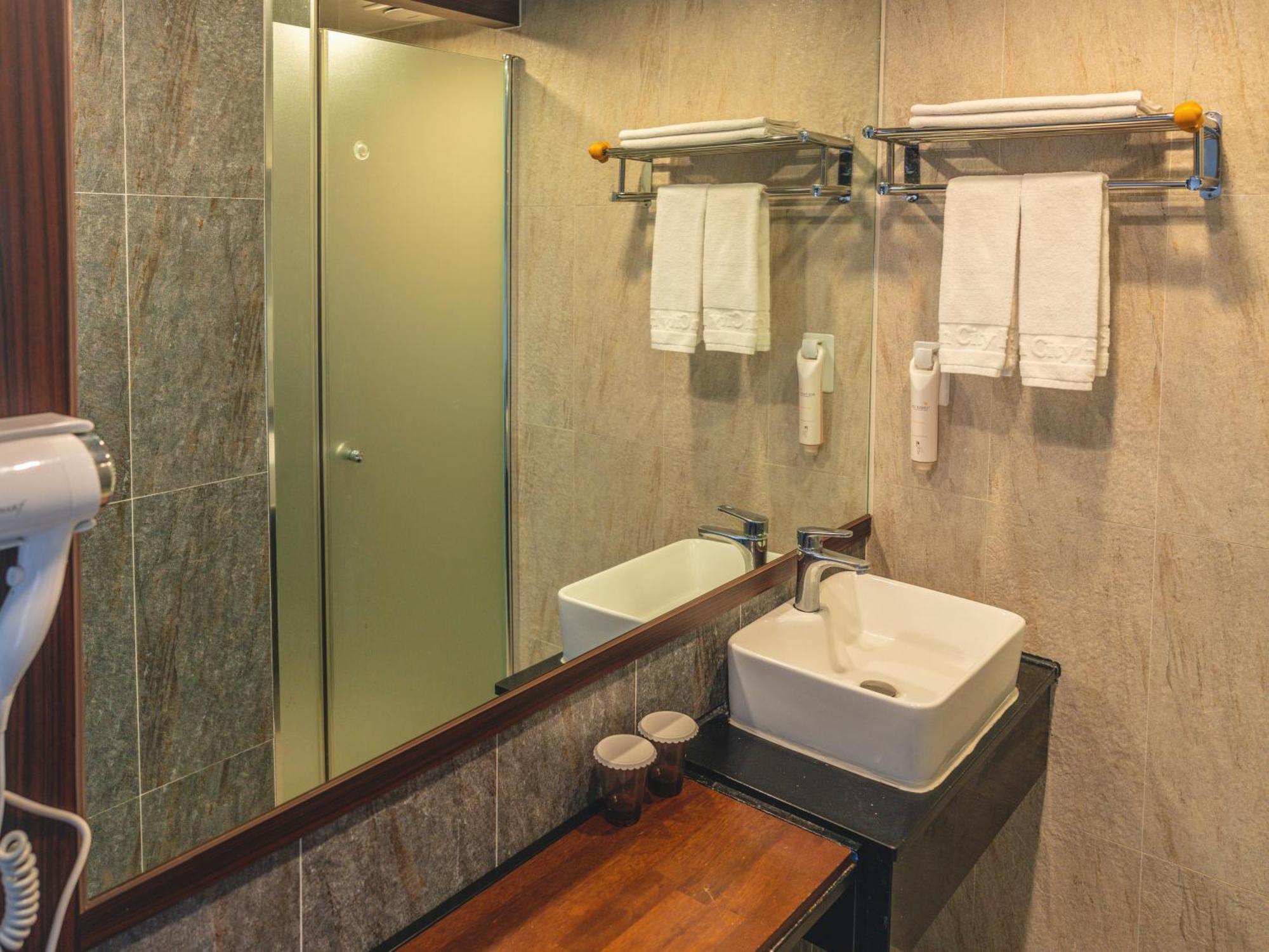 Hotel With City Czedżu Zewnętrze zdjęcie